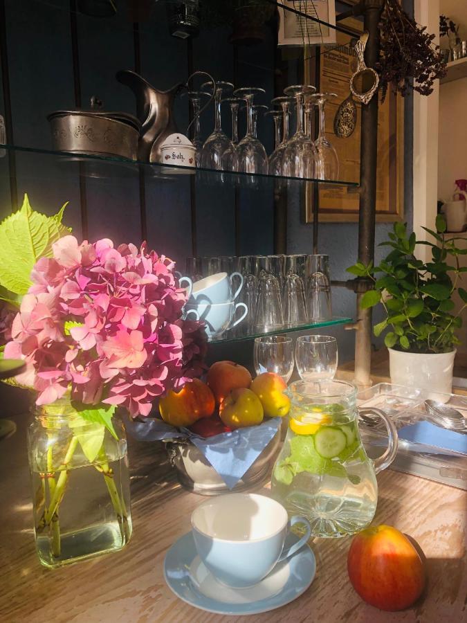 Pension Altstadt Moench In Top Lage Preis Inclusive 5 Prozent Bettensteuer Und Fruehstueck Stralsund Extérieur photo