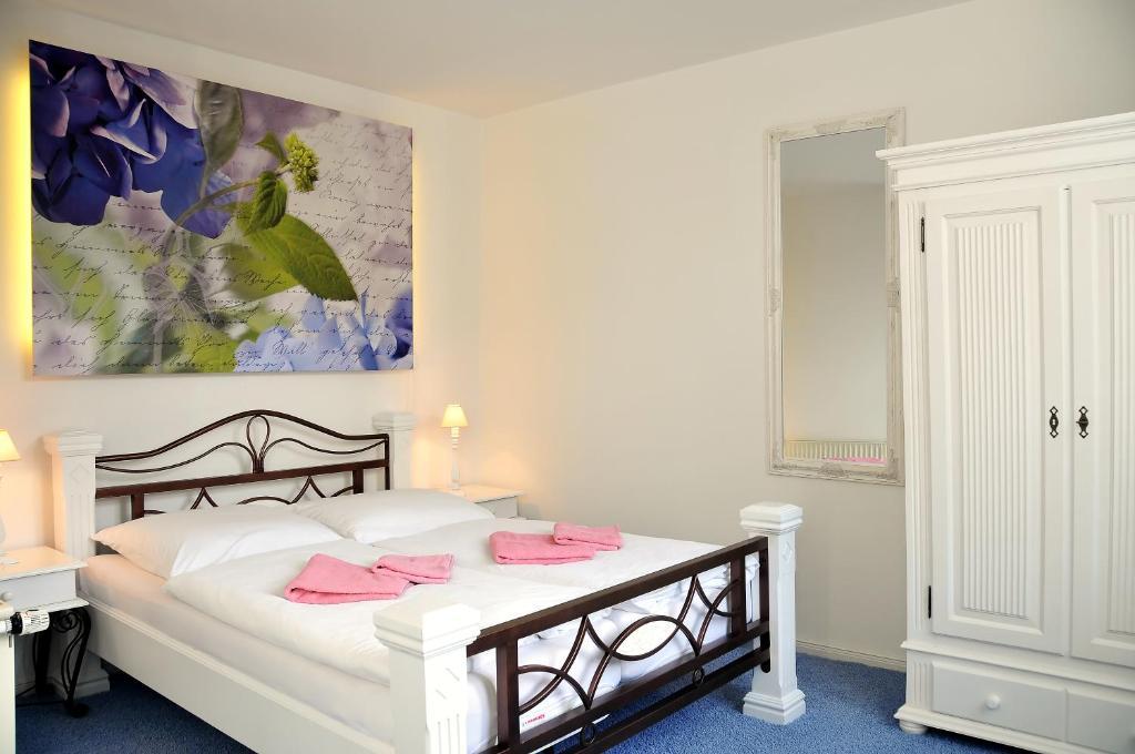 Pension Altstadt Moench In Top Lage Preis Inclusive 5 Prozent Bettensteuer Und Fruehstueck Stralsund Extérieur photo