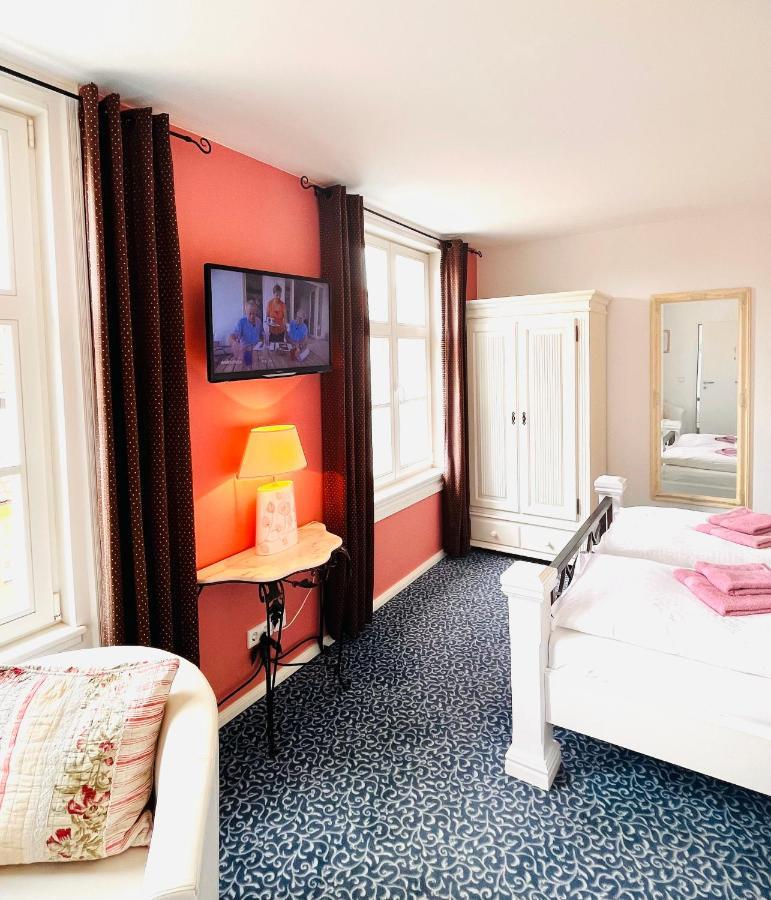 Pension Altstadt Moench In Top Lage Preis Inclusive 5 Prozent Bettensteuer Und Fruehstueck Stralsund Extérieur photo